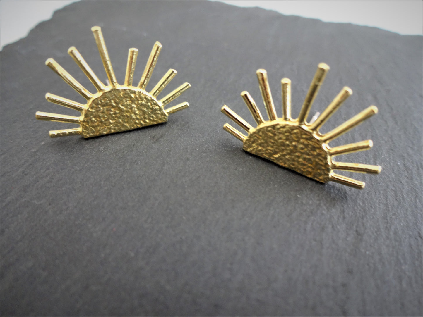simple everyday earrings
