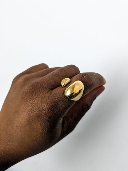 18k gold adjustable double domed ring