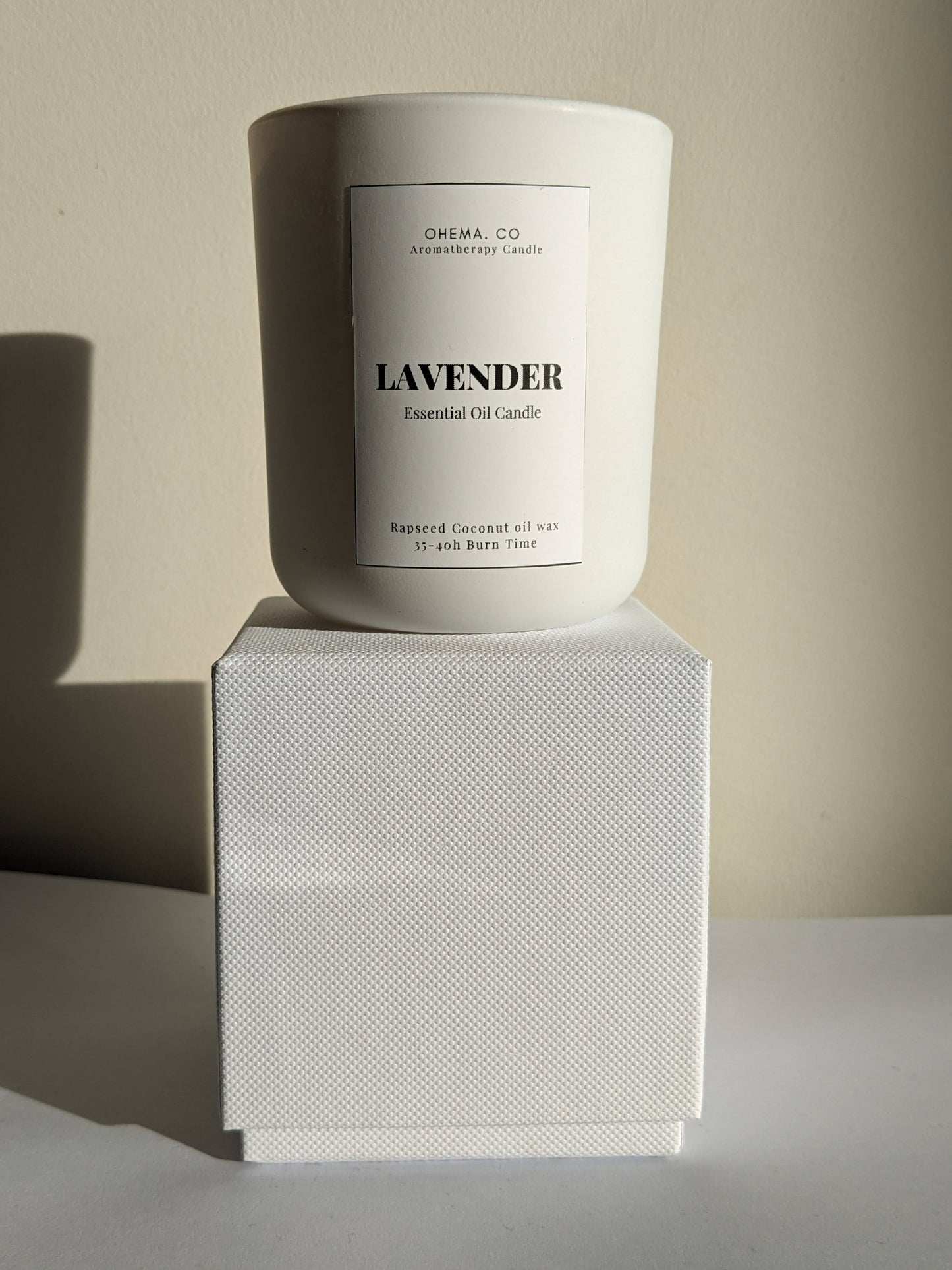 lavender essential oil candle