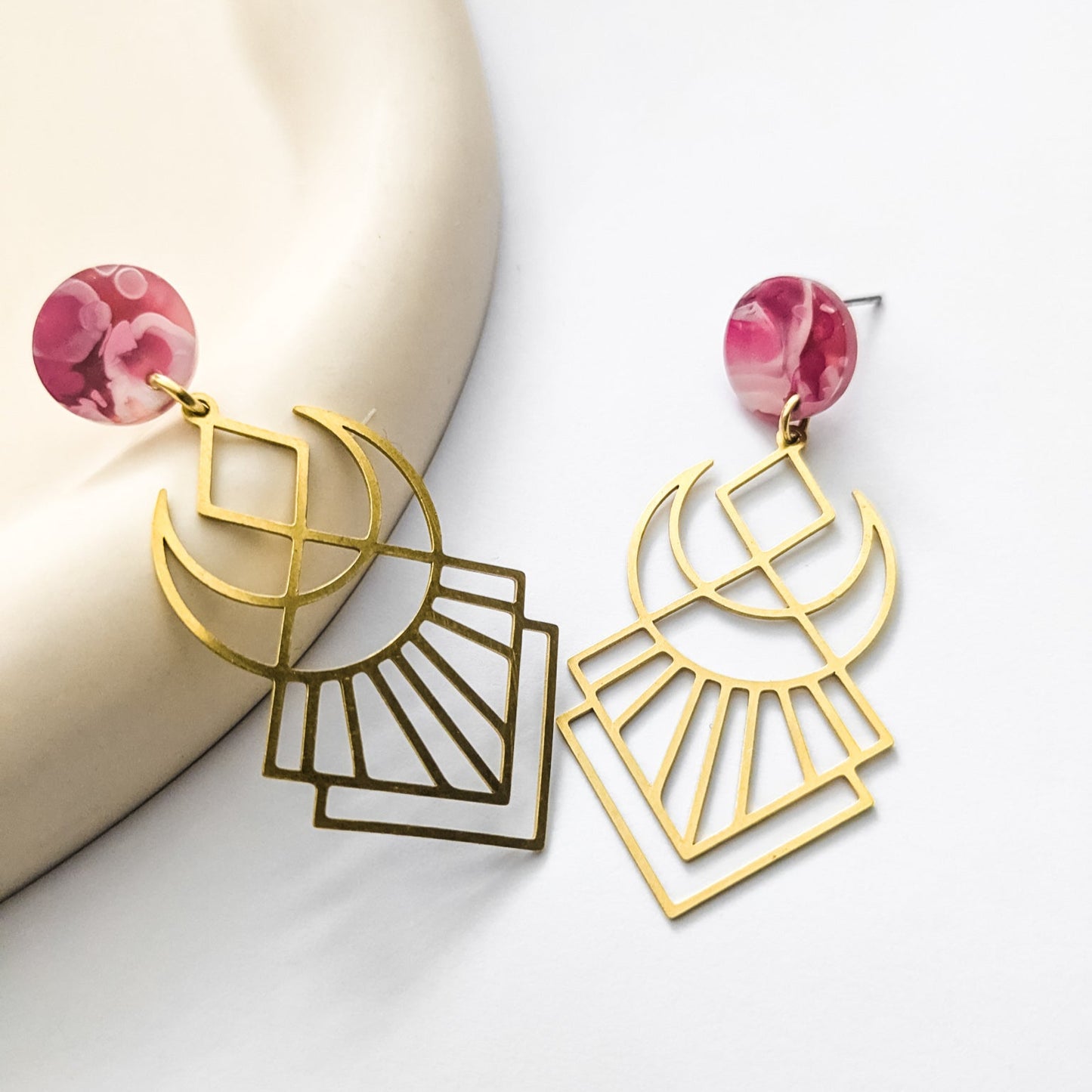 Pink geometric earrings