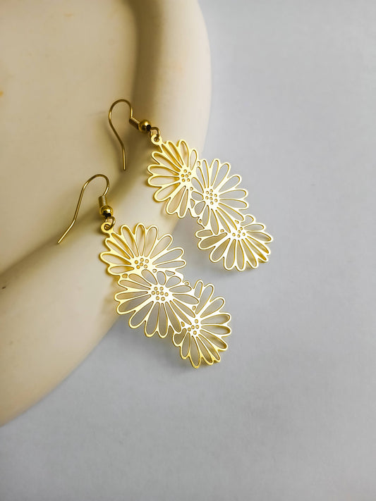 Daisy Drop Earrings