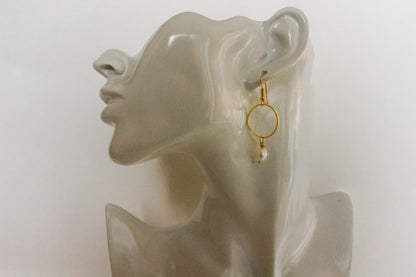 gold pearl earrings